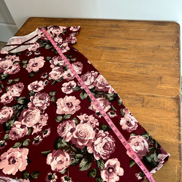 J Mode Size 2X Floral Short Sleeve Criss Cross Lattice Scoop Neckline Mini Dress - Picture 10 of 10